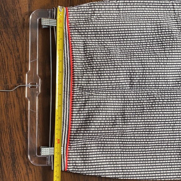 Seer Sucker Pencil Skirt - Picture 9 of 12